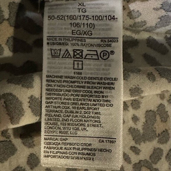 Gap Low Cut V-Neck‎ Loose Fit Animal Print Women’s Short Sleeve Cuff Blouse Xl - Picture 14 of 16